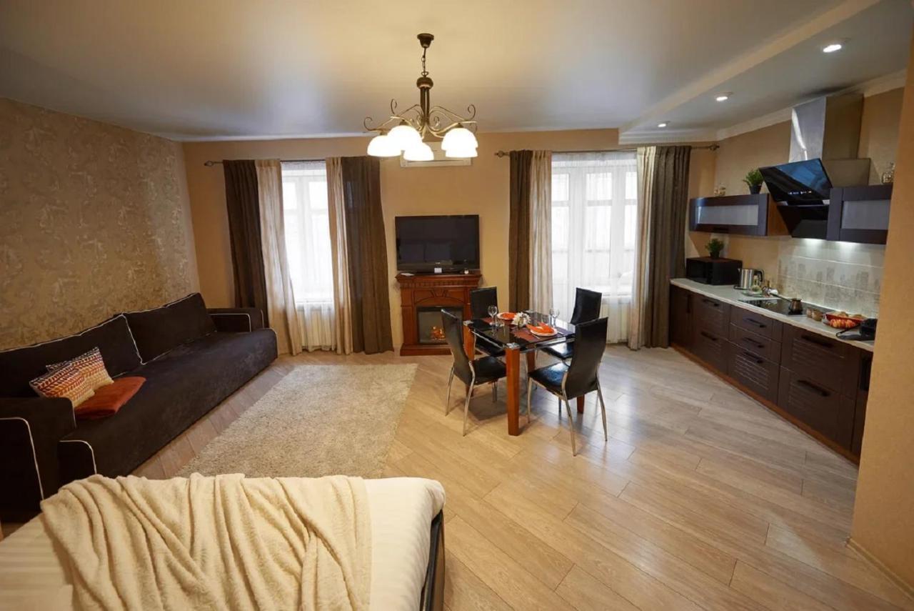 Paulmarie Apartments On Prs. Lenina, 51 โกเมล ภายนอก รูปภาพ